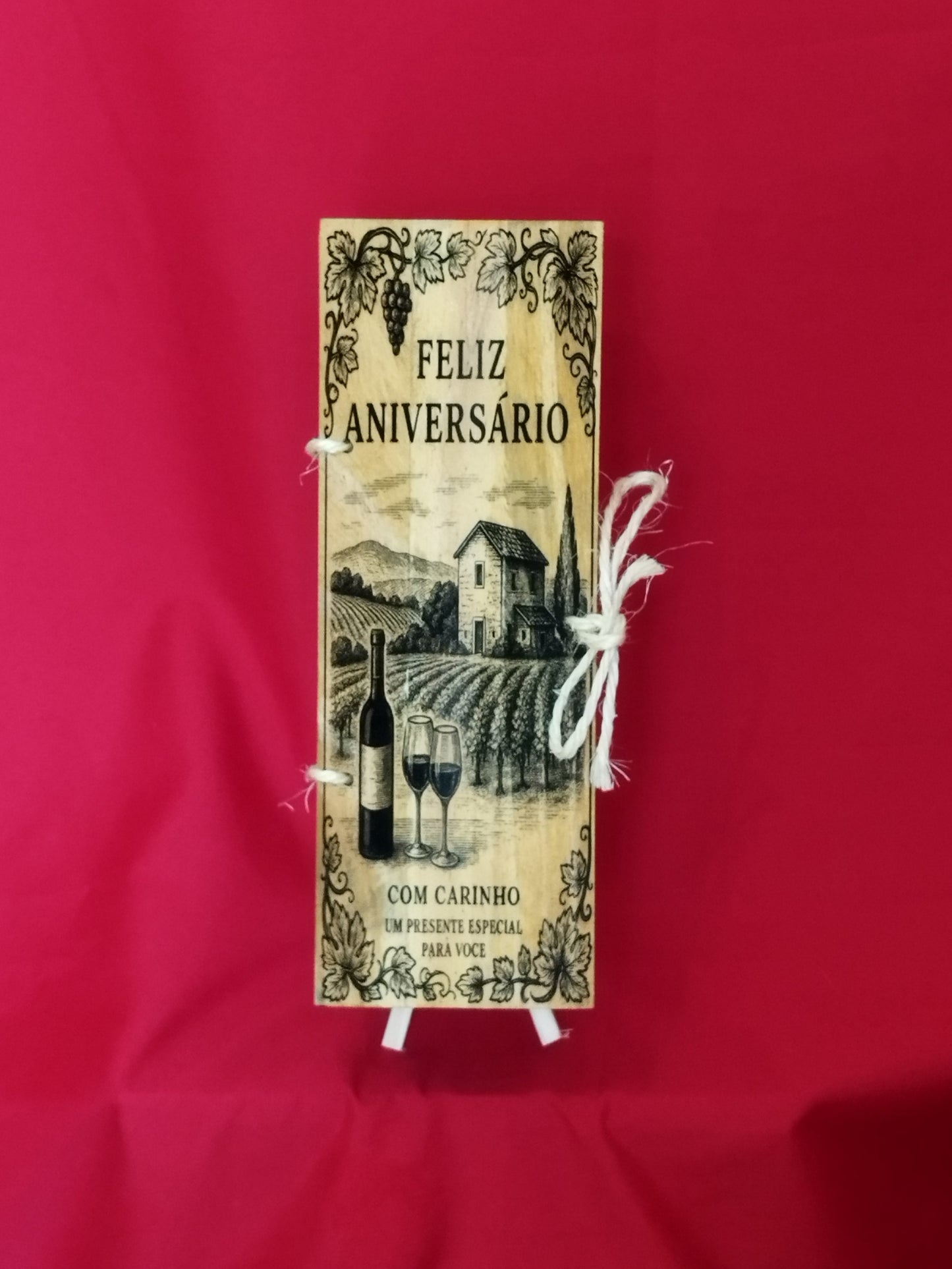Caixa de Vinho em Madeira com Tampa Gravada – Presente de Aniversário. - Finngifts