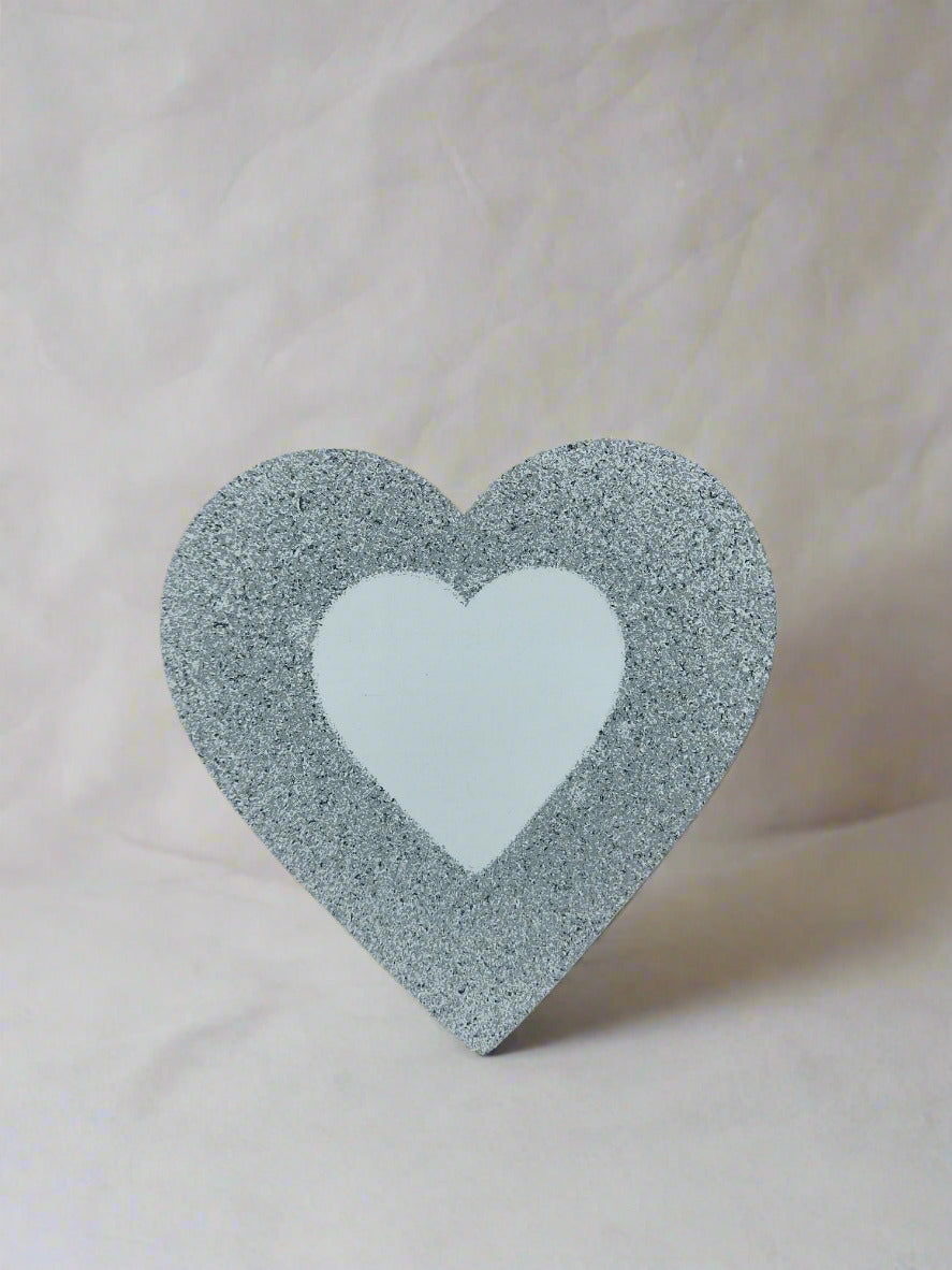 kit 5 Placa em forma de coração, imitação de pedra 18 cm feita em material MDF - Finngifts