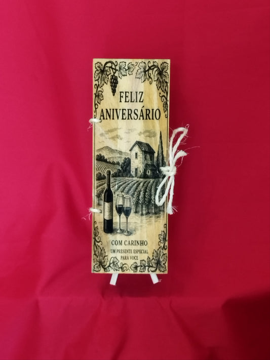 Caixa de Vinho em Madeira com Tampa Gravada – Presente de Aniversário Personalizado - Finngifts