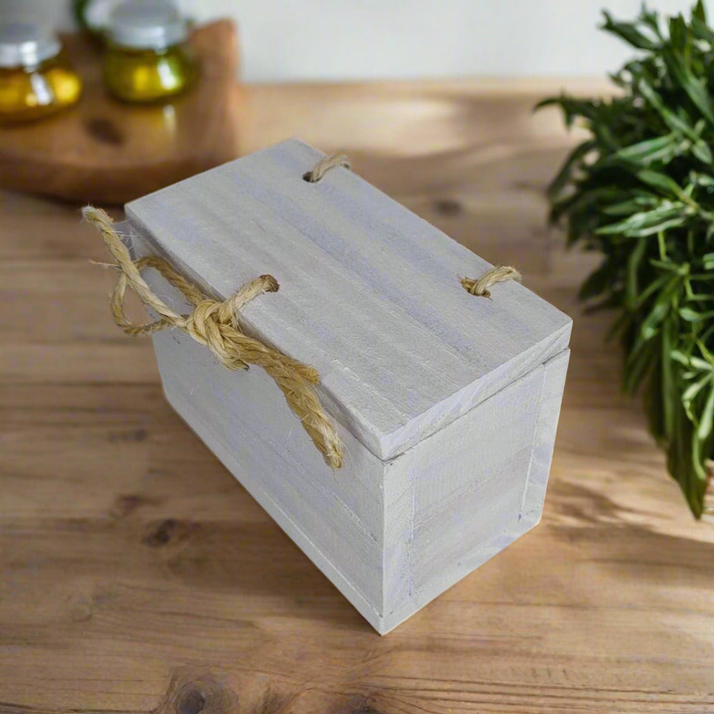 Caixa de Presente Elegante em Madeira. Branco e vermelho. - Finngifts
